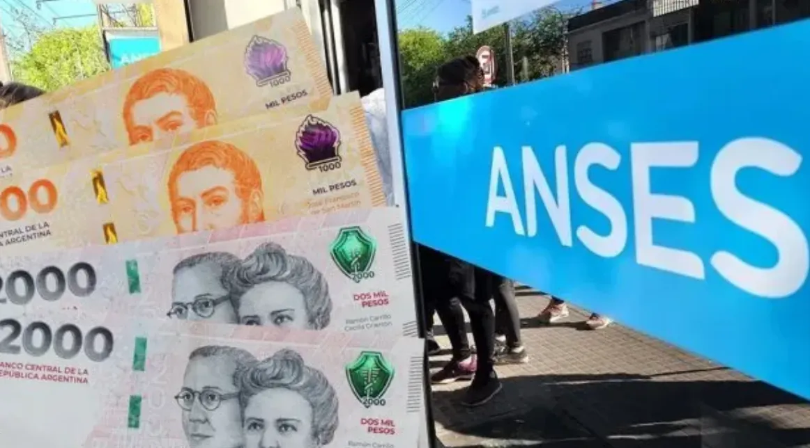 GOBIERNO ANUNCIA AUMENTOS EN LA TARJETA ALIMENTAR Y LA AUH