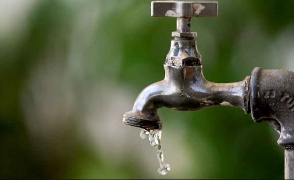 EL NUEVO AUMENTO DEL AGUA PEDIDO POR ASSA SUPERARÍA EL 128%