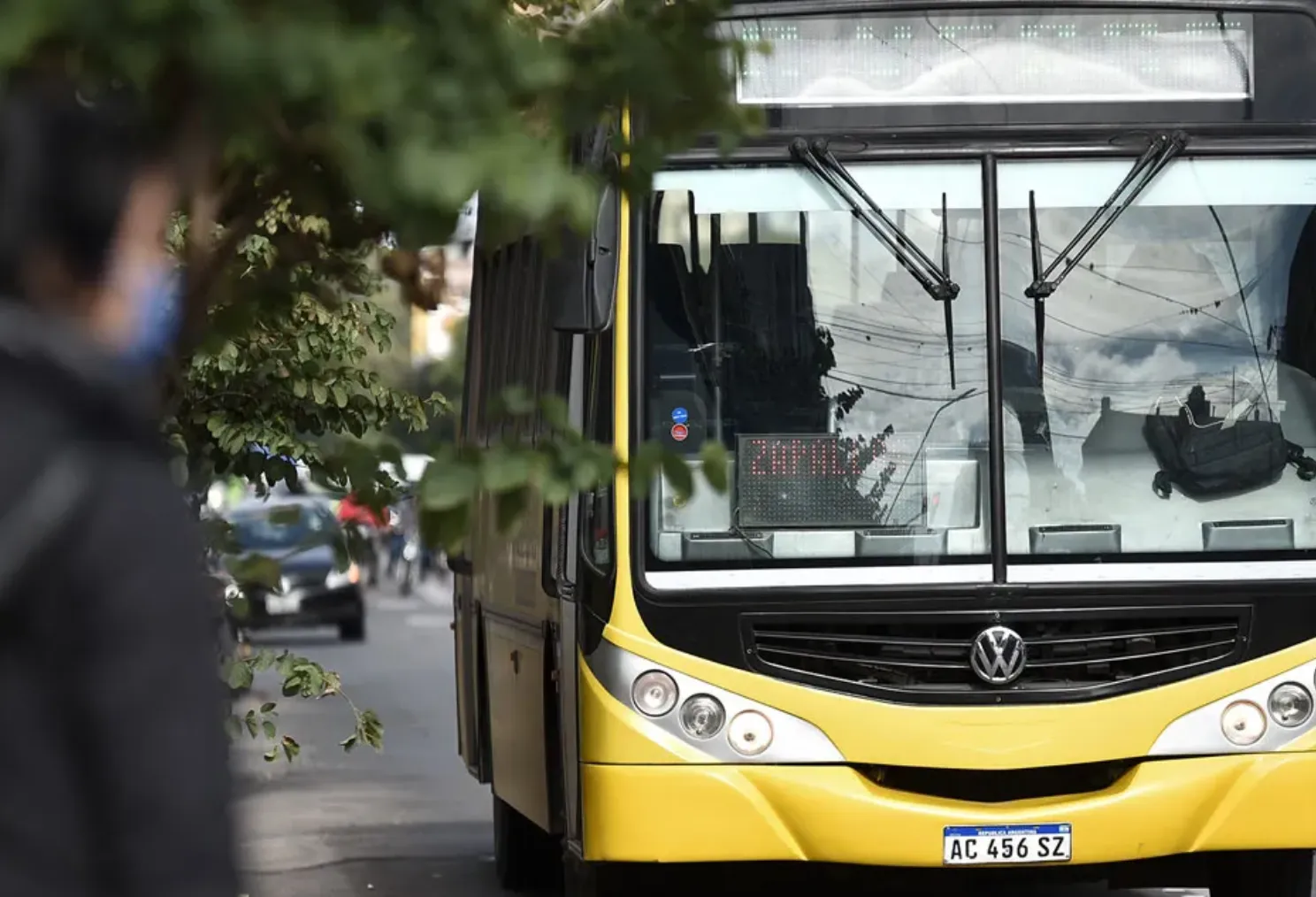 TRANSPORTE: DE NO AUMENTAR EL BOLETO RECORTARÁN AÚN MÁS EL SERVICIO