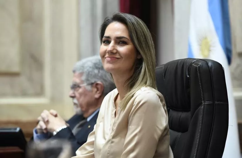 LOSADA DURA CON PULLARO, SI PIERDE NO APOYARÁ A SU CONTRINCANTE