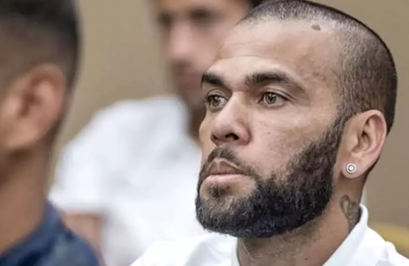 DANI ALVES CONDENADO POR ABUSO SEXUAL
