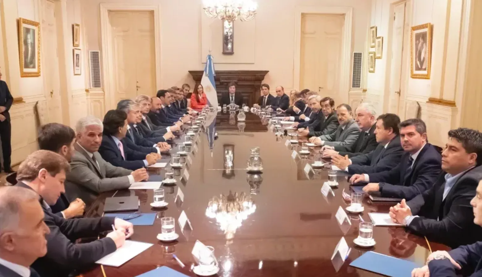CUÁLES FUERON LOS RECLAMOS DE PULLARO EN LA REUNIÓN DE GOBERNADORES