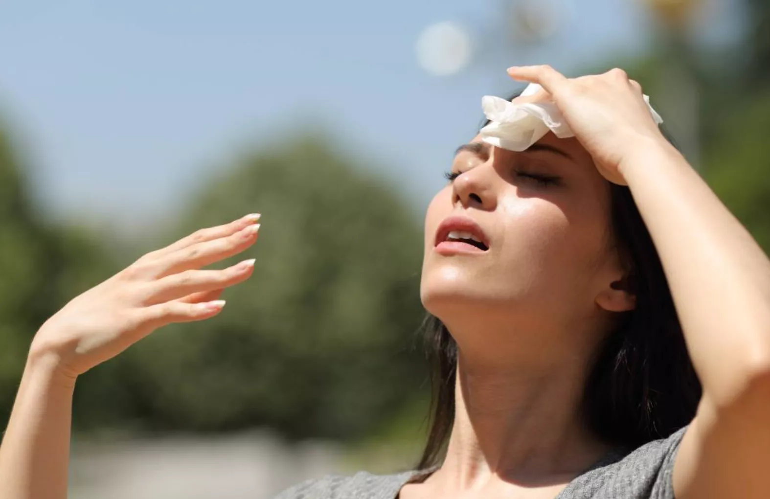QUÉ ES UN GOLPE DE CALOR Y CÓMO PREVENIRLO