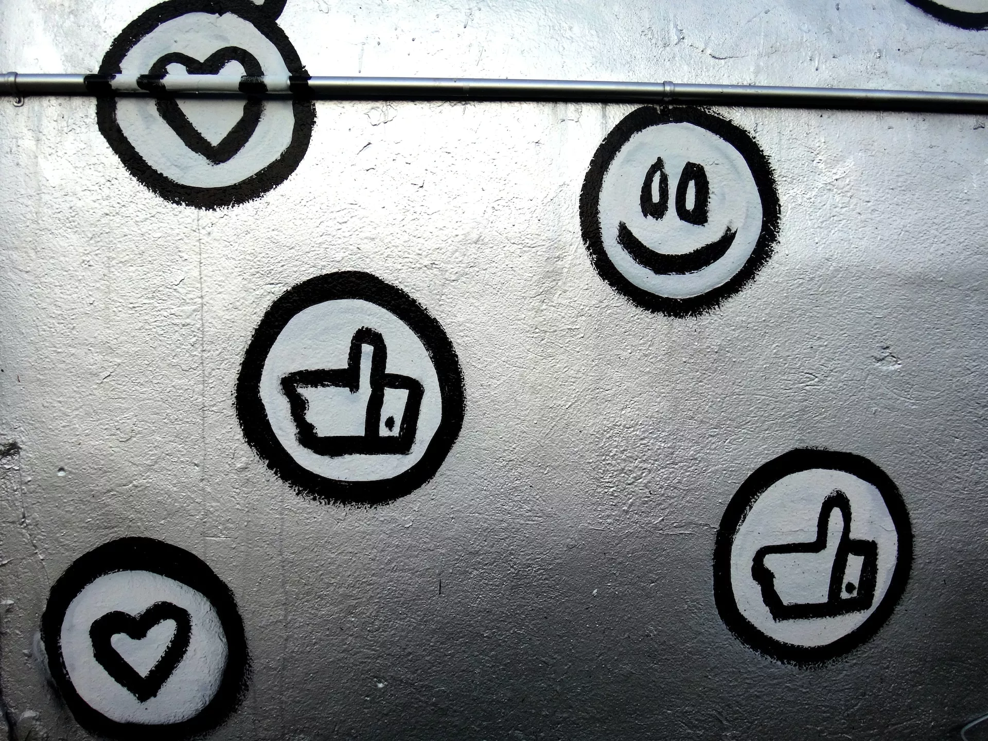 FRANCIA APROBO UNA LEY QUE REGULA LA ACTIVIDAD DE LOS INFLUENCER