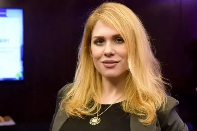 LILIA LEMOINE ADELANTO QUE SU PROYECTO PARA RENUNCIAR A LA PATERNIDAD TIENE FECHA DE TRATAMIENTO