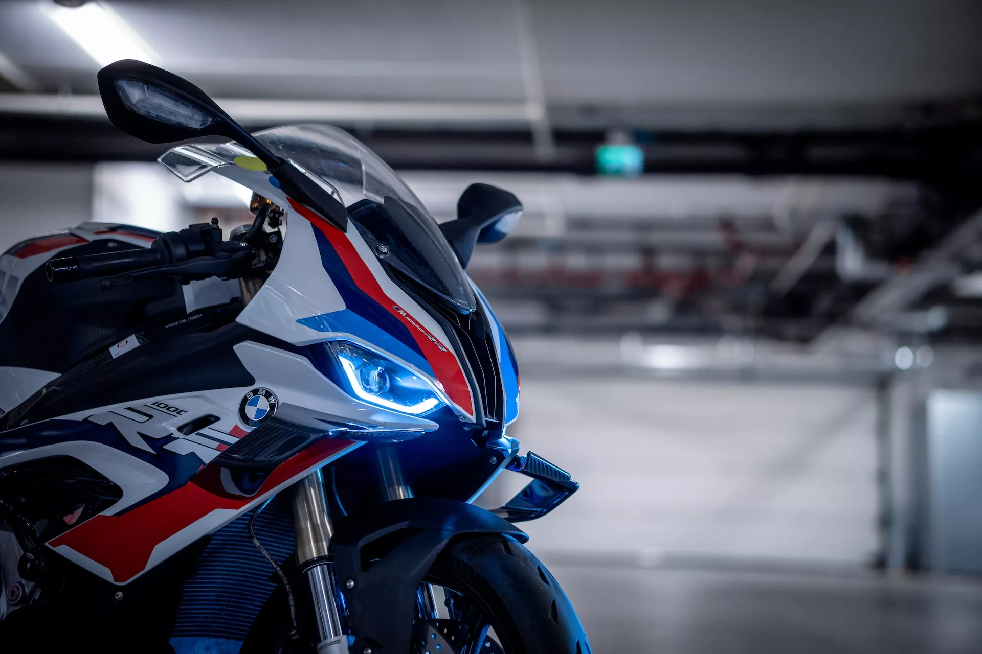 BMW MOTORRAD LANZA LAS PRIMERAS GAFAS INTELIGENTES PARA MOTOCICLISTAS