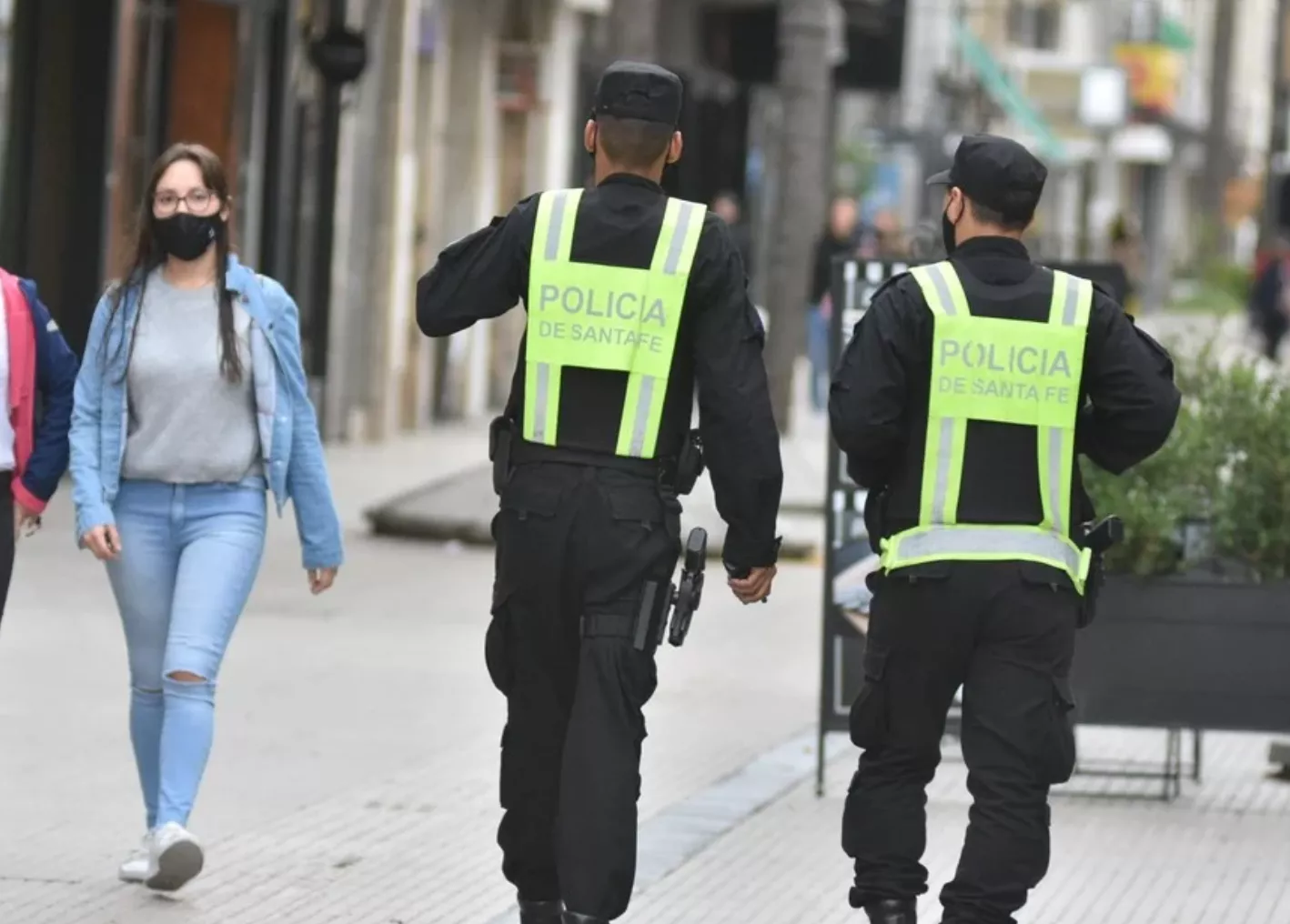 CUÁLES SON LAS ESTRATEGIAS DE SEGURIDAD QUE DISEÑA EL EQUIPO DE POLETTI