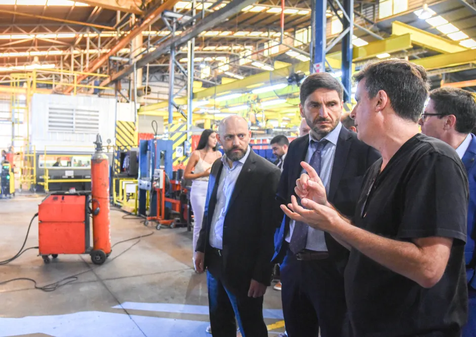 FUERTE RETROCESO LABORAL: LAS INDUSTRIAS MÁS GRANDES DE SANTA FE SE ACHICAN