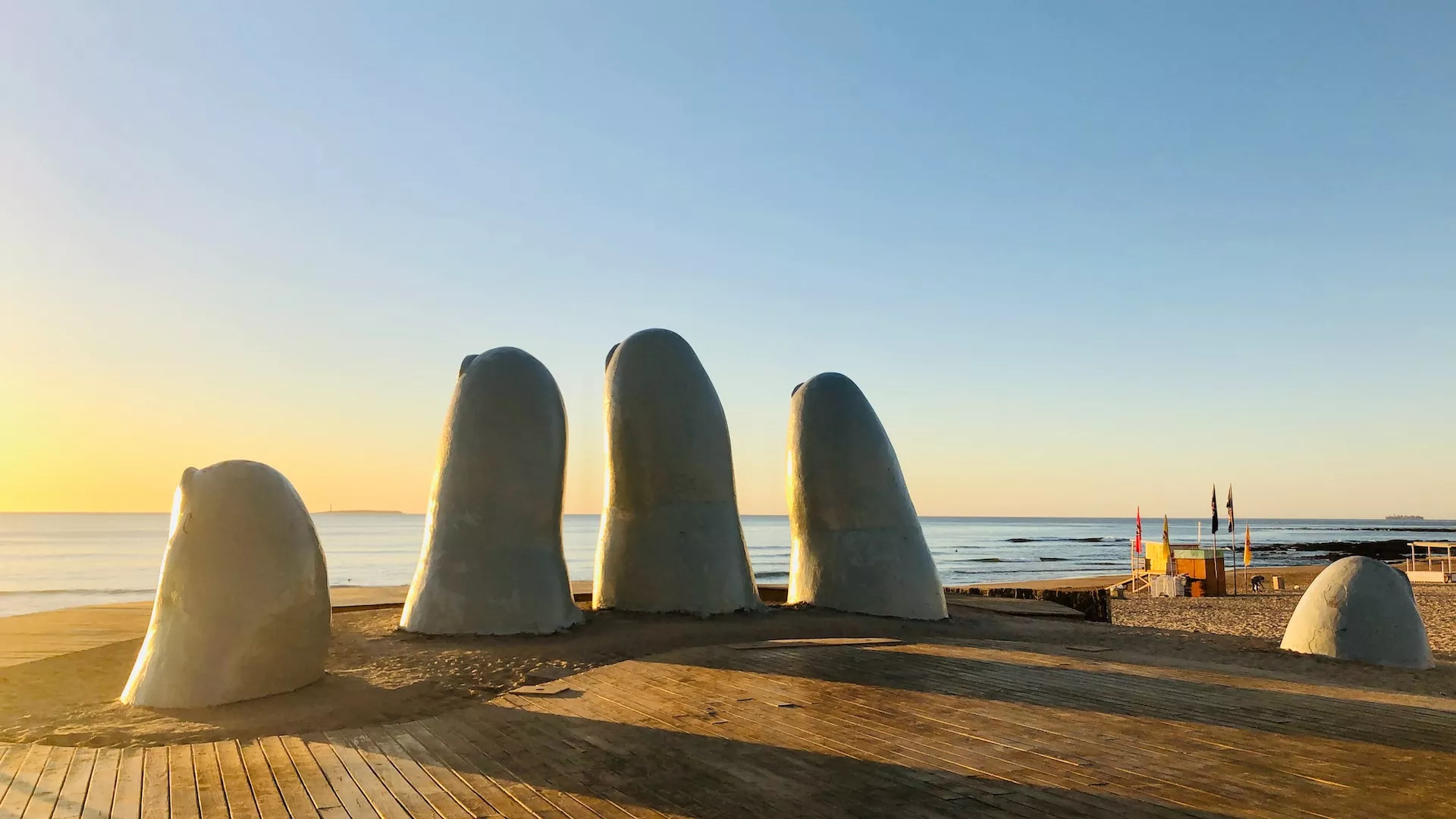 VERANO 2024: POCAS RESERVAS ARGENTINAS EN URUGUAY