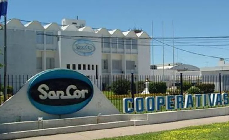 CRISIS EN SANCOR: AMENAZA DE DESPERDICIO DE LECHE