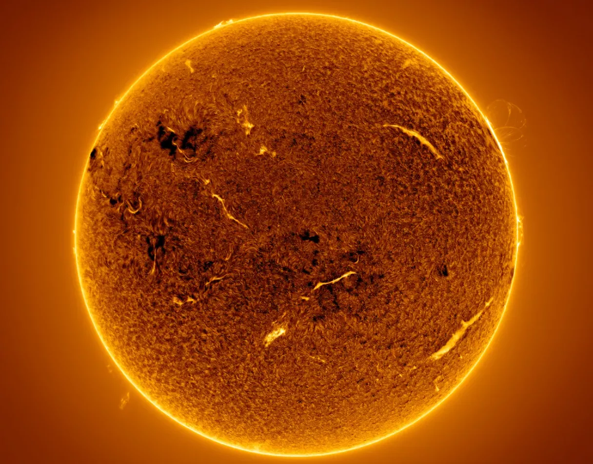ESTÁ ACTIVA UNA TORMENTA DE RADIACIÓN SOLAR, CÓMO AFECTA A LA SALUD