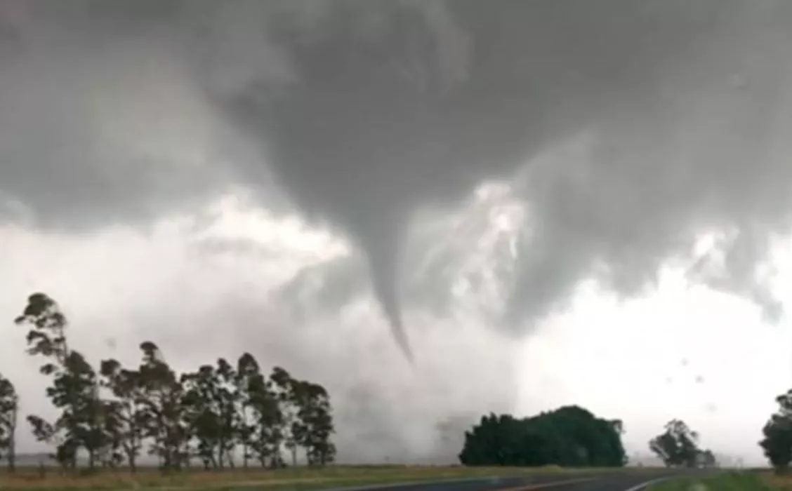 EL TEMPORAL DE BAHÍA BLANCO FUE UN FENÓMENO AISLADO O ARGENTINA PODRÍA SER ZONA DE TORNADOS