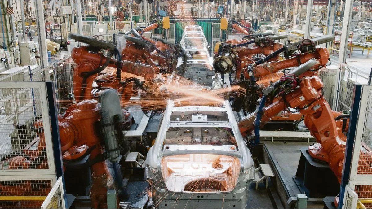 Producción automotriz: en julio cayó 16% y las exportaciones volvieron a ser el sostén del sector