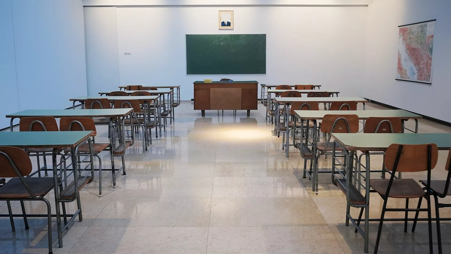 OLA DE VIOLENCIA EN ESCUELAS DE ROSARIO, ALUMNOS Y DOCENTES QUE NO SE REPONEN