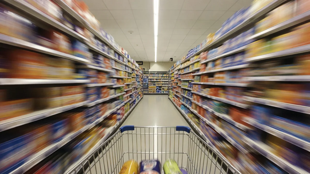 Pobreza en Argentina: una familia tipo necesitó más de $1,3 millones para no ser pobre en diciembre