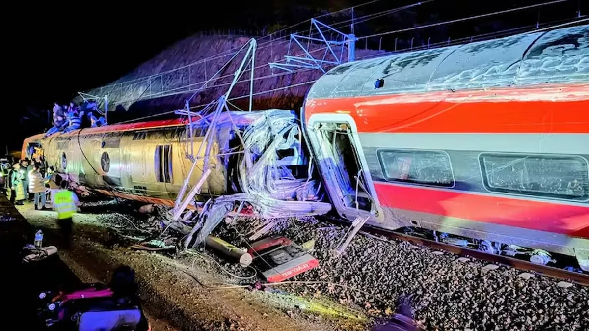 Tragedia ferroviaria en España: al menos 39 muertos tras el descarrilamiento de dos trenes en Adamuz