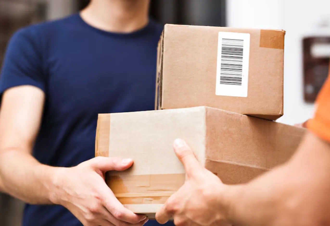 COURIER VS PUERTA A PUERTA, COMPRAR EN EL EXTERIOR SERÁ MÁS FÁCIL Y BARATO LOS CAMBIOS QUE DEBES CONOCER
