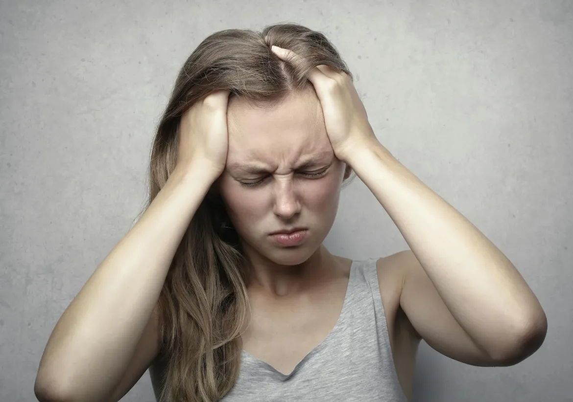 DIETA ANTI-DOLOR DE CABEZA: DESCUBRE LOS ALIMENTOS QUE TE AYUDAN A PREVENIRLO