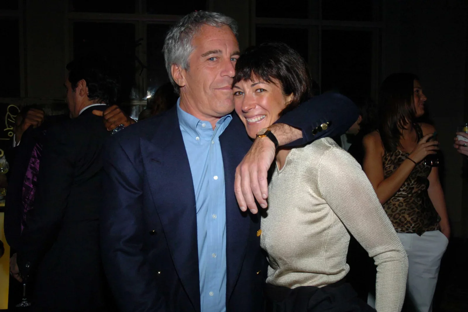 El testamento secreto de Epstein: firmó dos días antes de morir y dejó su fortuna en manos de su novia