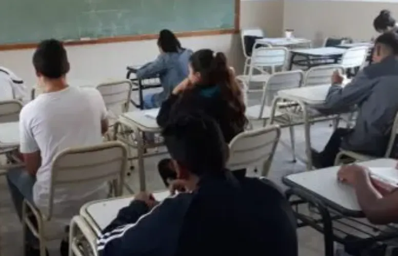 GOBIERNO ELIMINA FONDO FIDUCIARIO DE LAS BECAS PROGRESAR PERO NO CONFIRMA SI EL PROGRAMA SEGUIRÁ EN PIE