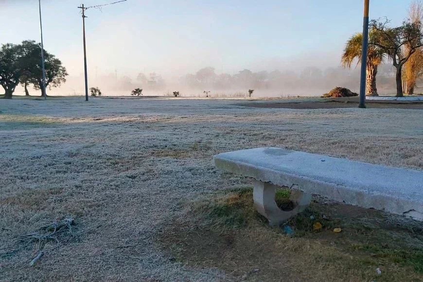 Se viene un fin de semana frío, ventoso e inestable: las máximas no superarán los 14 °C