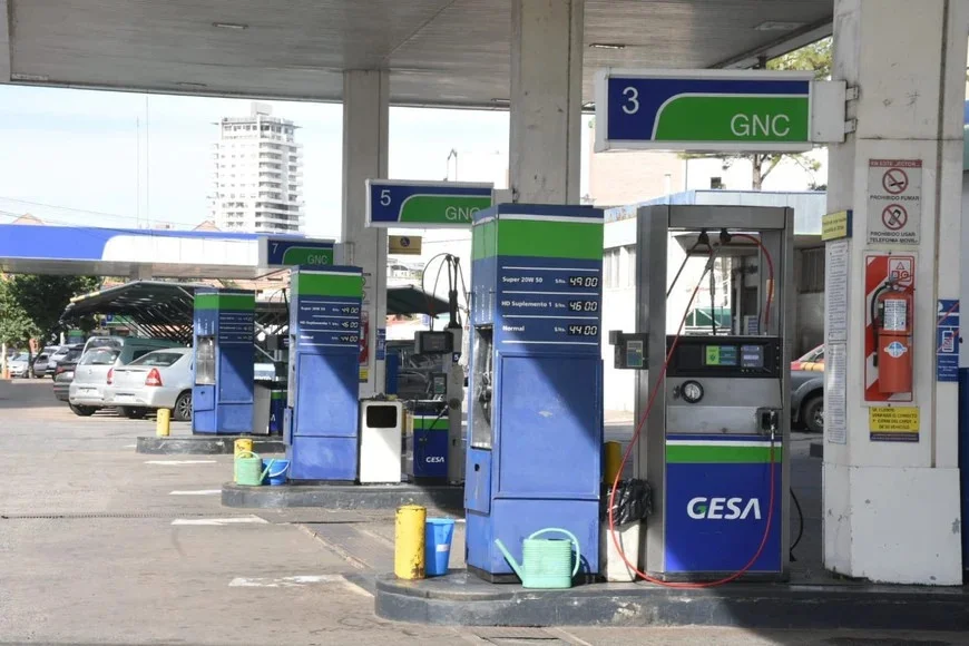 GNC en Santa Fe al borde de los $1.000: taxis y remises en alerta por costos “insostenibles”