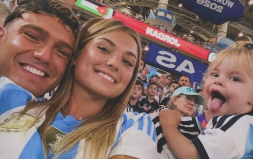 La romántica foto con la que Ian Lucas blanqueó a su nueva novia