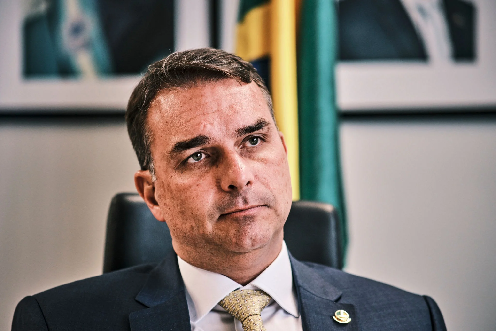 Flávio Bolsonaro pedirá la anulación de las elecciones en Brasil tras la victoria de Lula