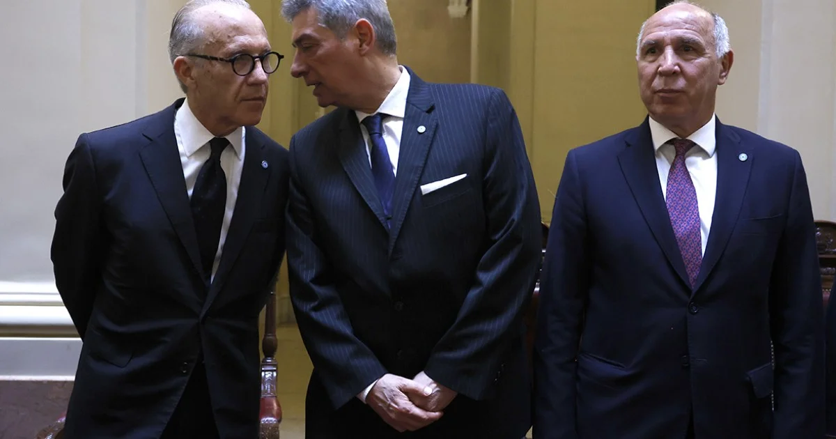 La Corte repuso la cautelar por la ley de tierras con el voto de dos conjueces