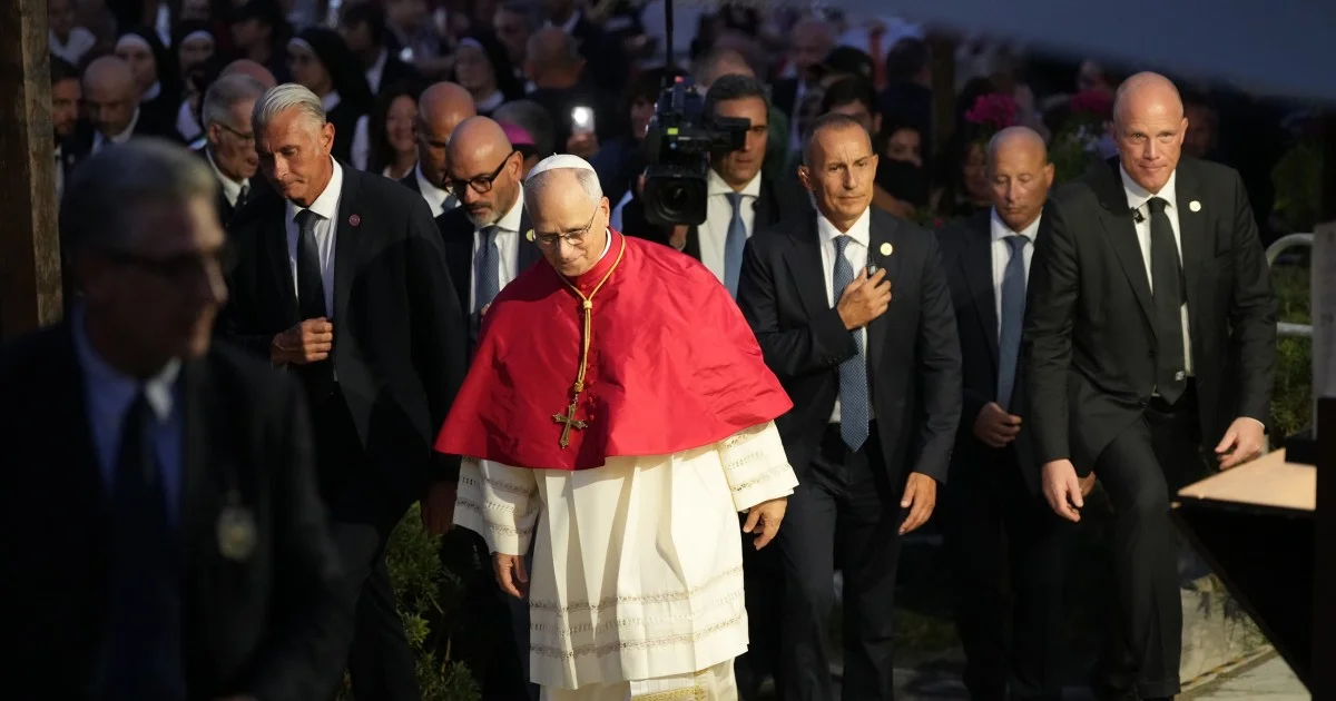 Preocupación por la logística papal: el plan de Karina Milei de delegar la organización en una wedding planner