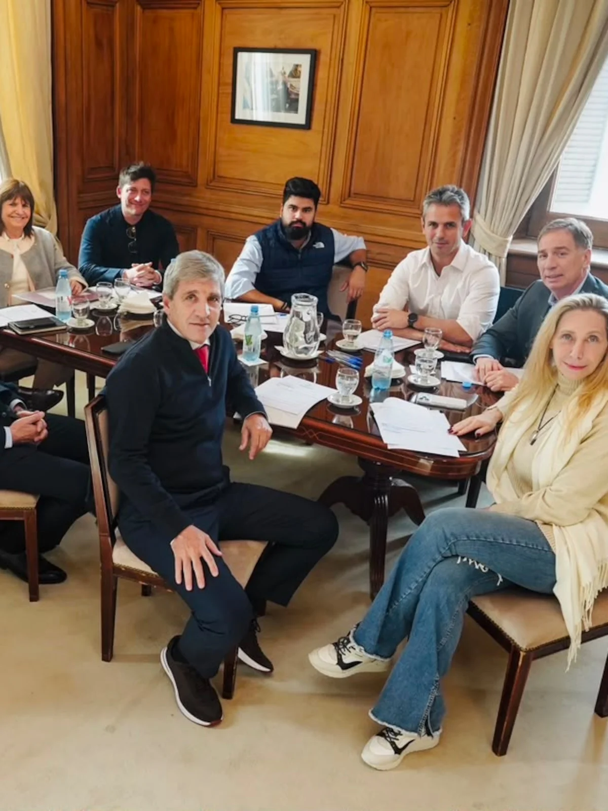Reforma electoral: el Gobierno baraja tres opciones y negocia con aliados para destrabar el debate