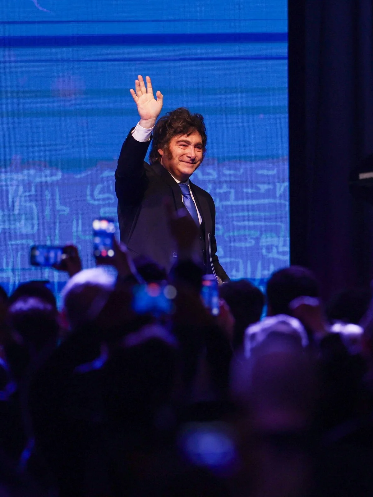 El Gobierno apuesta al efecto Malvinas y negocia los votos para la reforma electoral