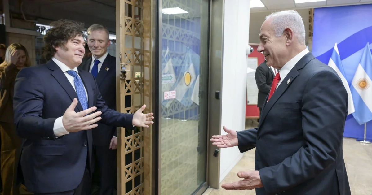 Revelan que Milei donó un millón de dólares a fundaciones cercanas a Netanyahu