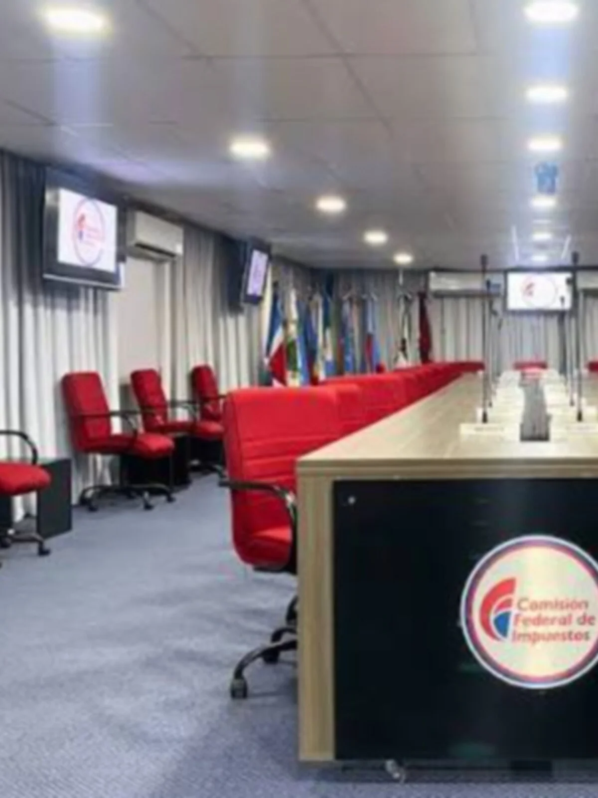 El Gobierno ratific&oacute; al director de la Comisi&oacute;n Federal de Impuestos