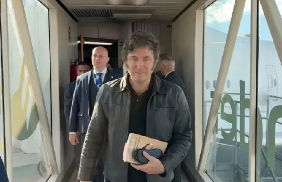 JAVIER MILEI DEJA DE VIAJAR EN VUELOS COMERCIALES POR SEGURIDAD PRESIDENCIAL