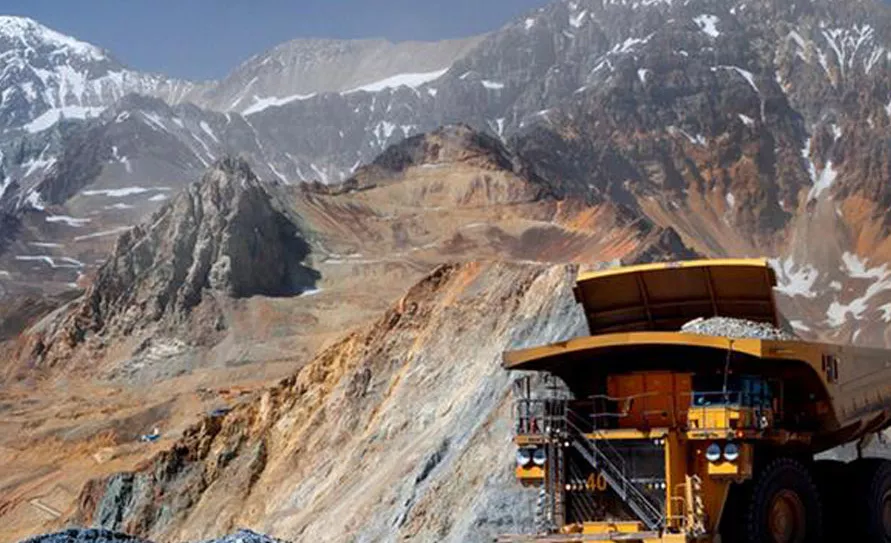 EL GOBIERNO LIBERA DÓLARES PARA IMPORTACIÓN DE INSUMOS DE MINERÍA