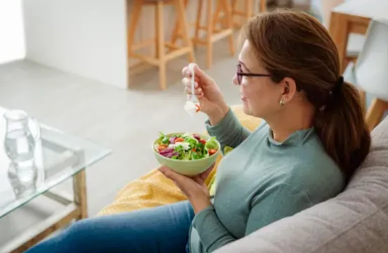 DIETA ANTIOXIDANTE: CÓMO REDUCIR VOLUMEN Y REJUVENECER CON PEQUEÑOS CAMBIOS DIARIOS