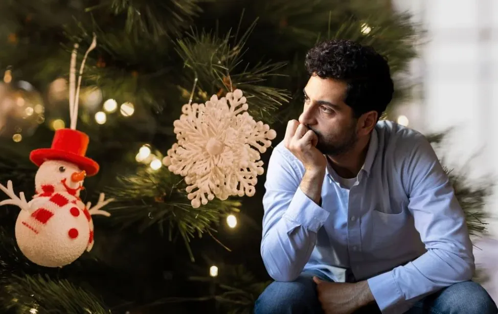 SIN MESAS LARGAS NI SONRISAS FORZADAS: LA NAVIDAD DESDE LA SALUD MENTAL