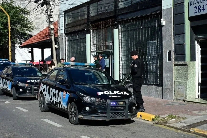 Escándalo en un hotel de Santa Fe: dos mujeres detenidas tras una pelea y hallazgo de presunta droga