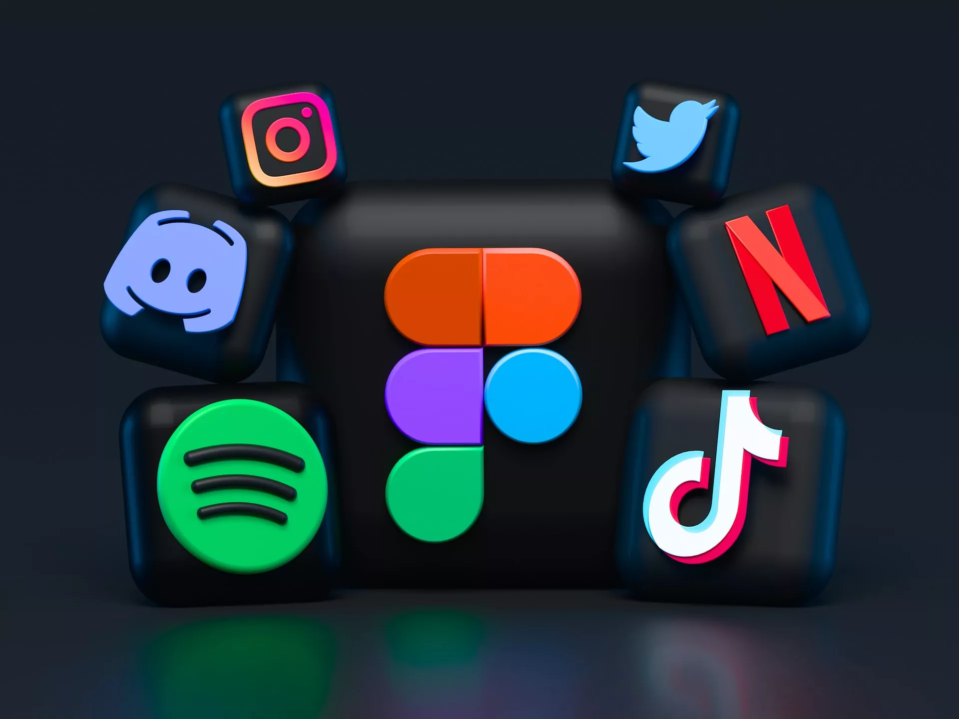 DÍA DE LAS REDES SOCIALES, CUÁL ES SU IMPACTO EN LA ACTUALIDAD POLÍTICA