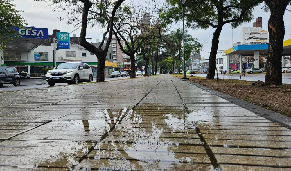 SE VIENE UN FIN DE SEMANA CALUROSO E INESTABLE EN SANTA FE TRAS UN VIERNES SOLEADO Y HÚMEDO