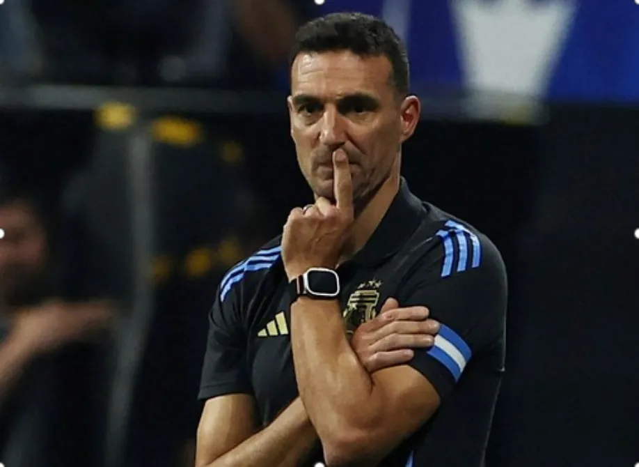 SCALONI TRAS EL 1-1 ANTE COLOMBIA: “NO SE PERDIÓ EL CARÁCTER” Y POR QUÉ NO ENTRÓ MASTANTUONO