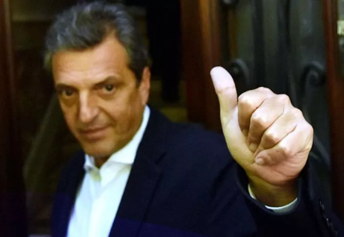 MASSA FUE EL CANDIDATO MÁS VOTADO Y PROMETIÓ UNIR A LA ARGENTINA