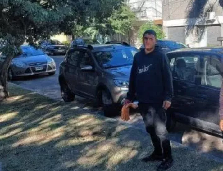 CAMBIOS EN SANTA FE: DESDE HOY PROHIBEN CUIDACOCHES Y AUMENTAN TARIFAS DE ESTACIONAMIENTO