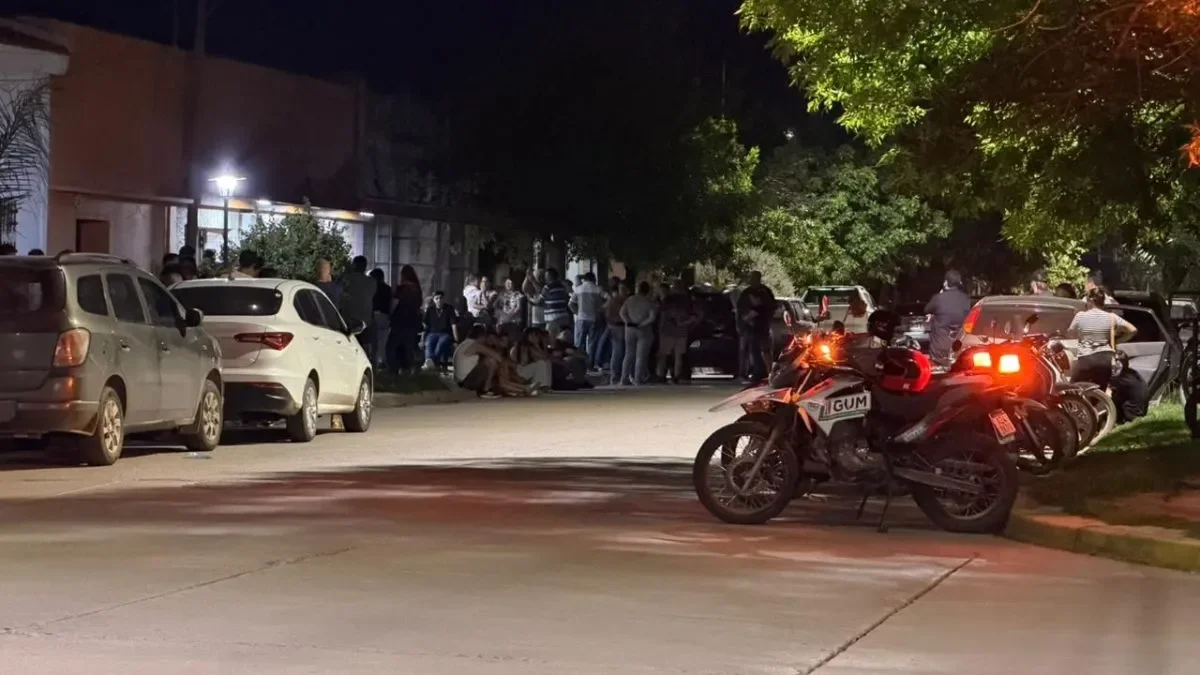 San Cristóbal despide a Ian: dolor y conmoción en el velorio del adolescente asesinado